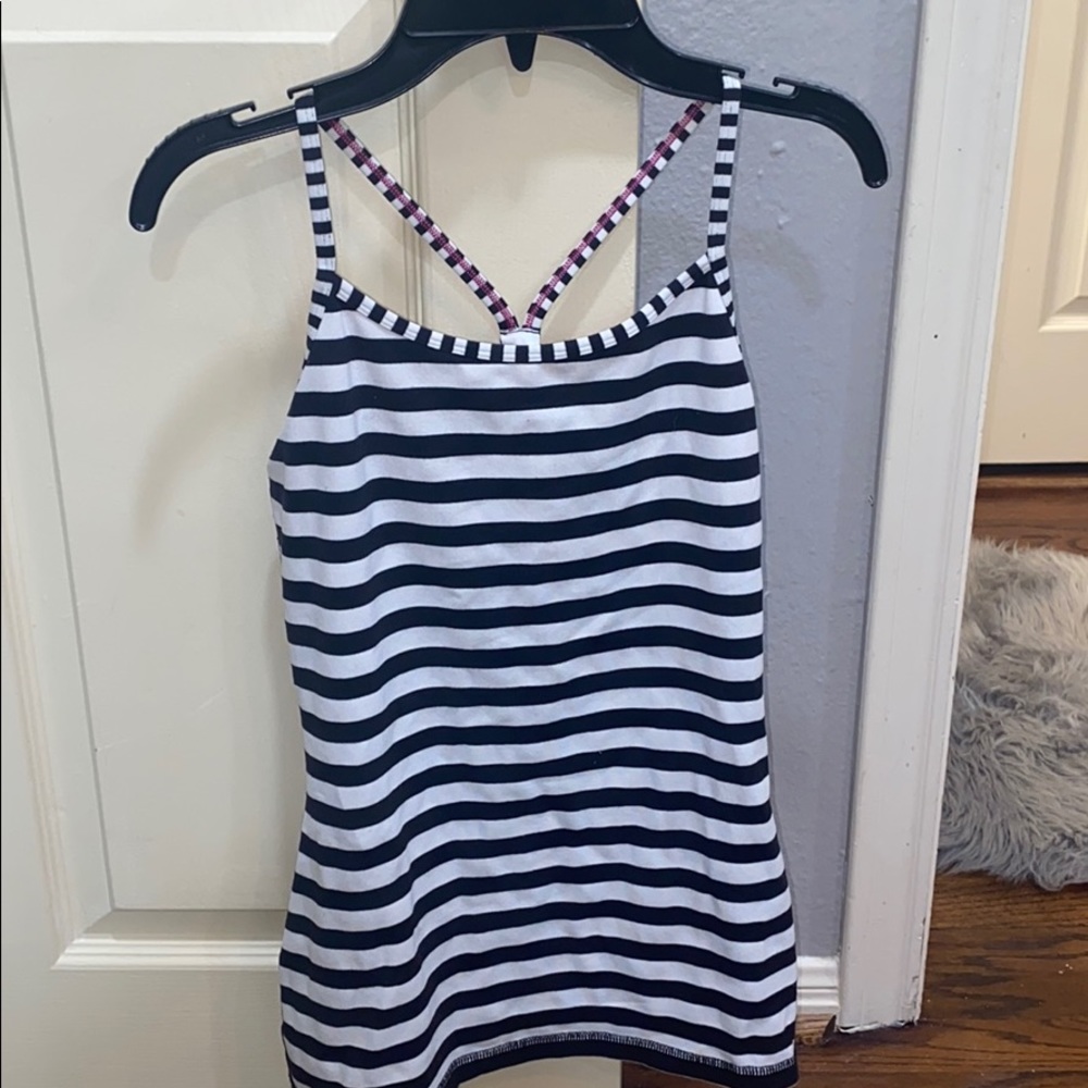 lululemon ivivva tank top with built in bra